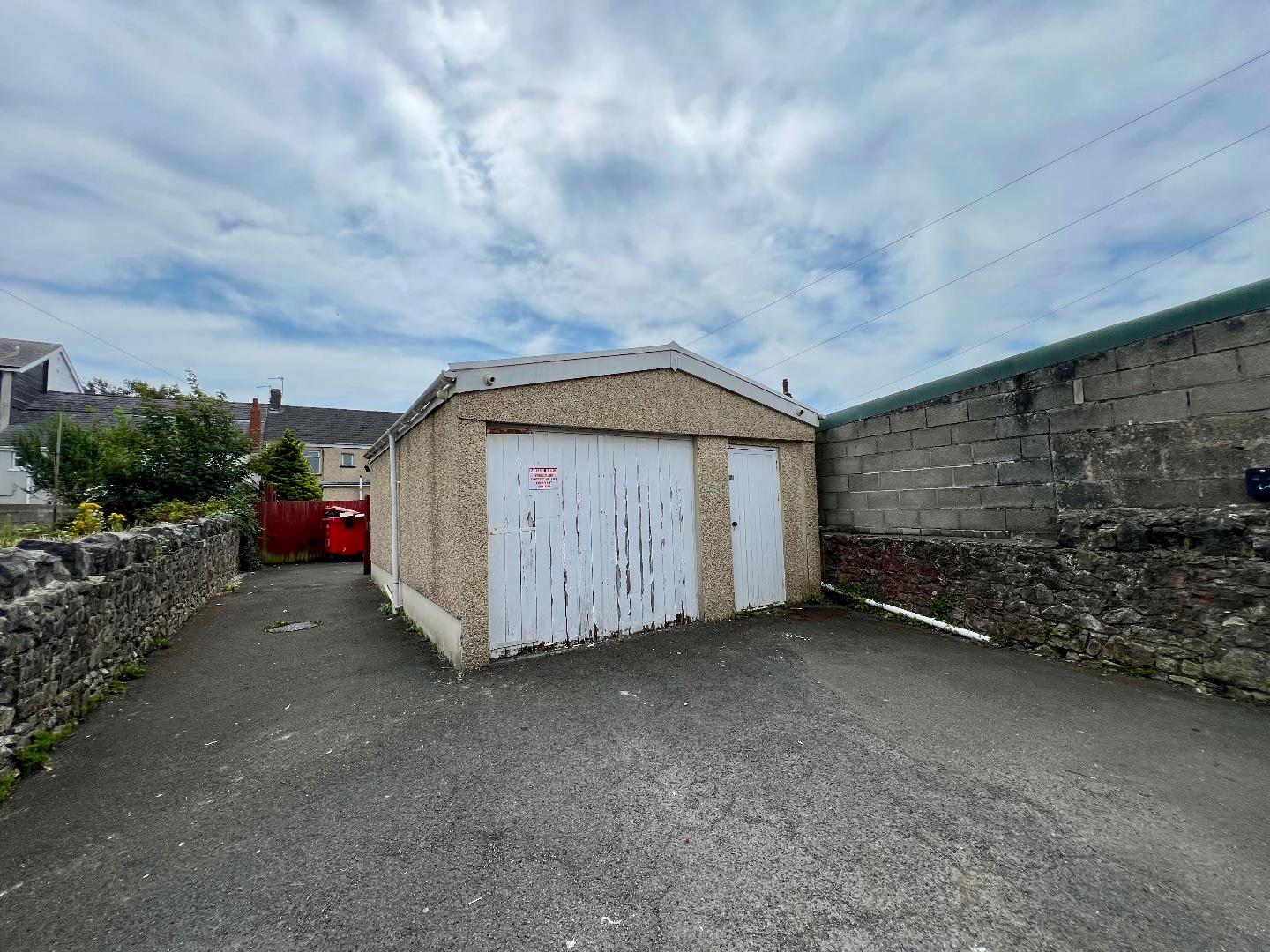 New Road, Porthcawl, Bridgend County Borough, CF36 5DH